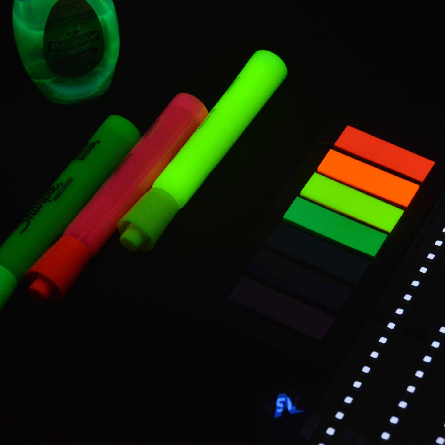 UV LED Strip Light - Flexibele Blacklight voor Party, Decoratie & Gloed Effecten